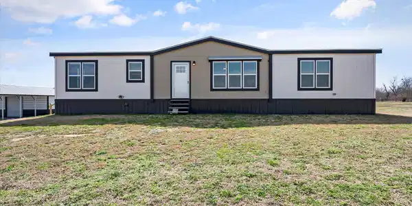 800 SE County Road 3100