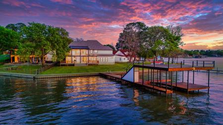 154 Sunset Drive