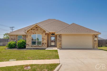 7225 Mcleod Drive