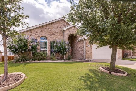 905 Ridge Drive