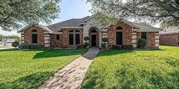 1100 Heatherwood Drive