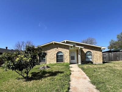 5609 Kerry Lane