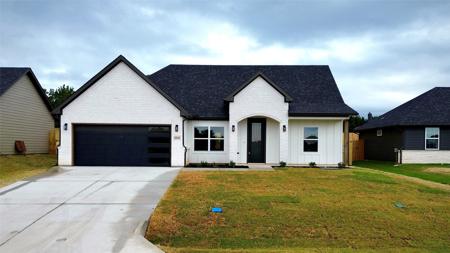 2502 Lakeridge Drive