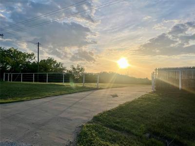 17849 N State Highway 16