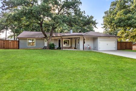149 Redwood Drive