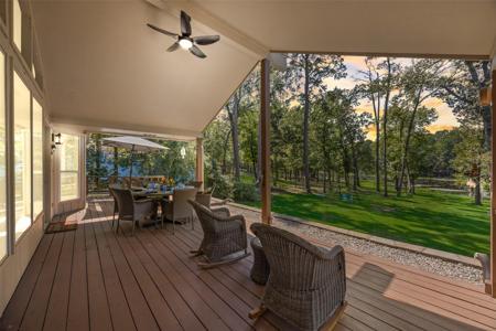 810 Clear Water Trail