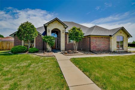 3140 Meandering Way