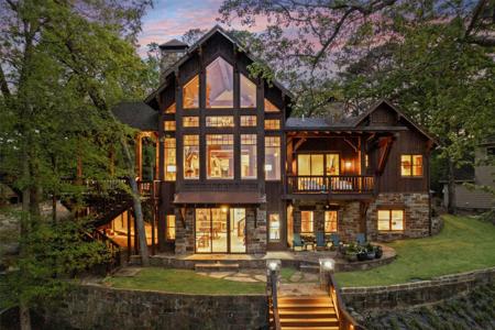 341 E El Dorado Drive