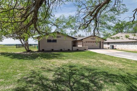 105 Lakeview Drive