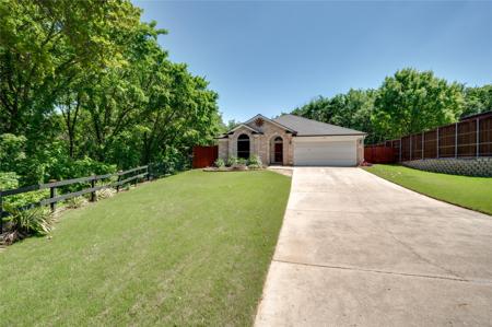 302 Georgian Oak Court