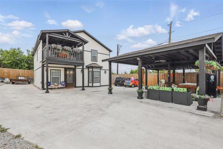 204 Bluejay Parkway