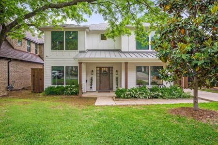 7214 La Vista Drive