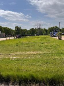 1409 E State Highway 276