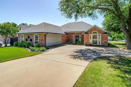 5615 Cuero Drive