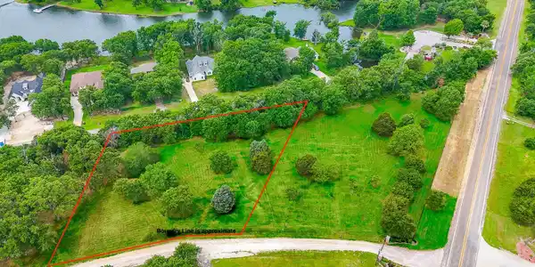 Lot 8B Shady Lane