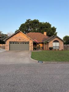 1208 Red Bird Lane