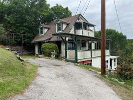 4436 W Oak Trail