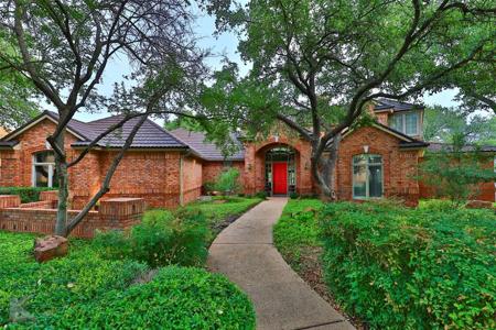 2234 Gathright Drive
