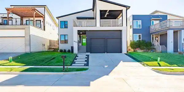 9045 Quarry Hill Court