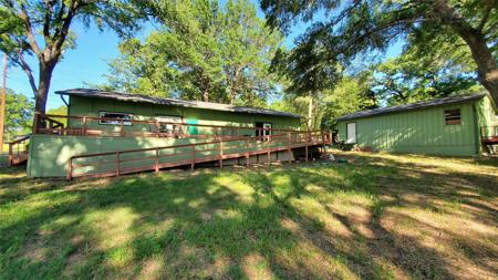 11202 Lakeside Drive