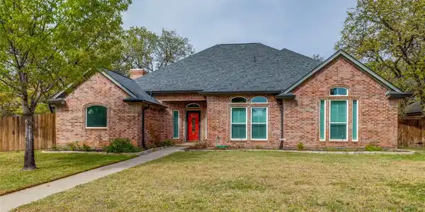 1668 Spinnaker Lane