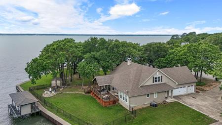 321 Bay Court