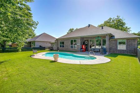 9001 Magnolia Vale Drive