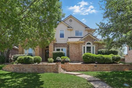 59 Remington Drive W
