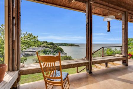 246 Private Road 1610