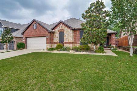 114 Lakehill Drive