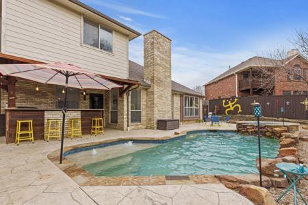 5914 Ambassador Lane