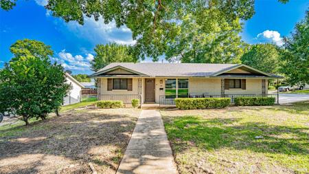 1031 Oak Hurst Drive