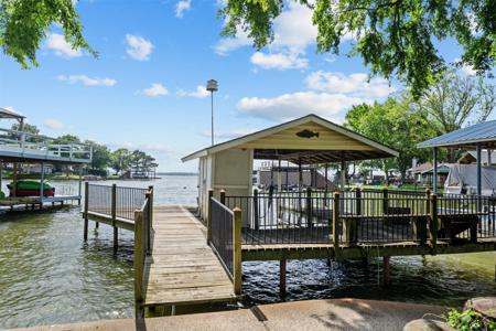 156 King Arthur Road