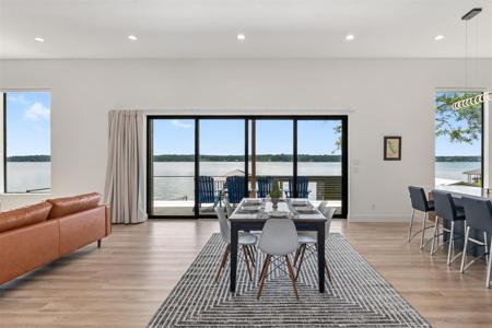 130 Pin Oak Drive