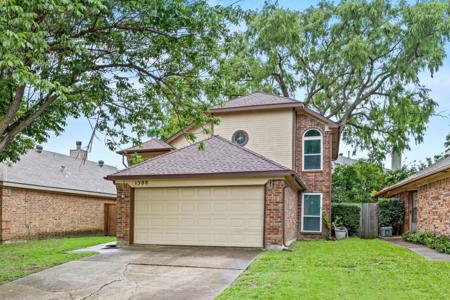 1388 Chinaberry Drive