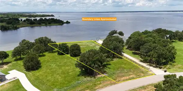 Lot 63 Paradise Cove