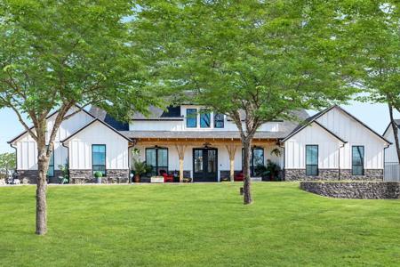207 Splitrail Drive