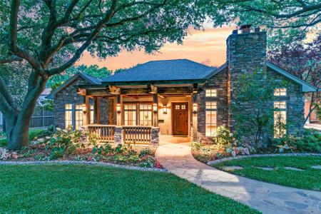8539 Santa Clara Drive