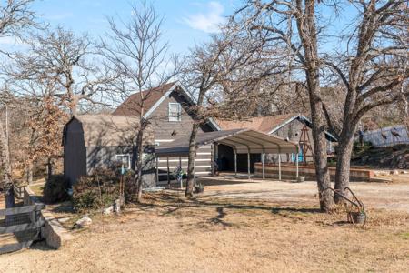 301 Bronco Trail