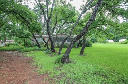 2678 Oak Trail Shores Drive