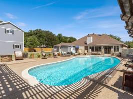 506 Aqua Vista Drive