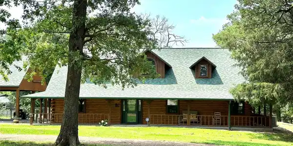327 SE County Road 3124a