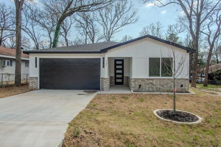 139 Forest Oaks Drive