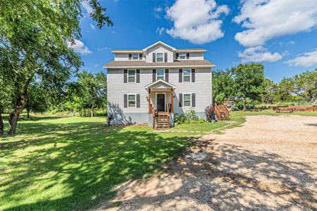 3135 Brazos River Drive