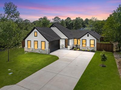 605 Utopia Road