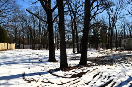 129 Lake Shadows Circle