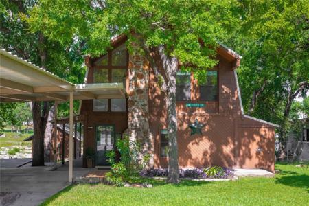 206 Center Drive