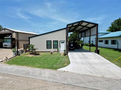 154 Yosemite Drive