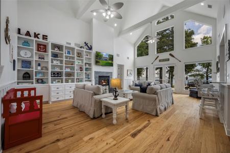10515 Hound Dog Trail