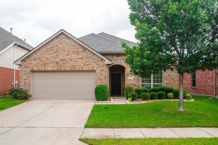 901 Lake Hollow Drive